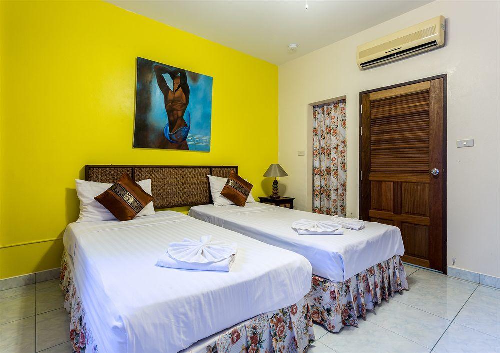 Eriksson Guesthouse Patong Kültér fotó