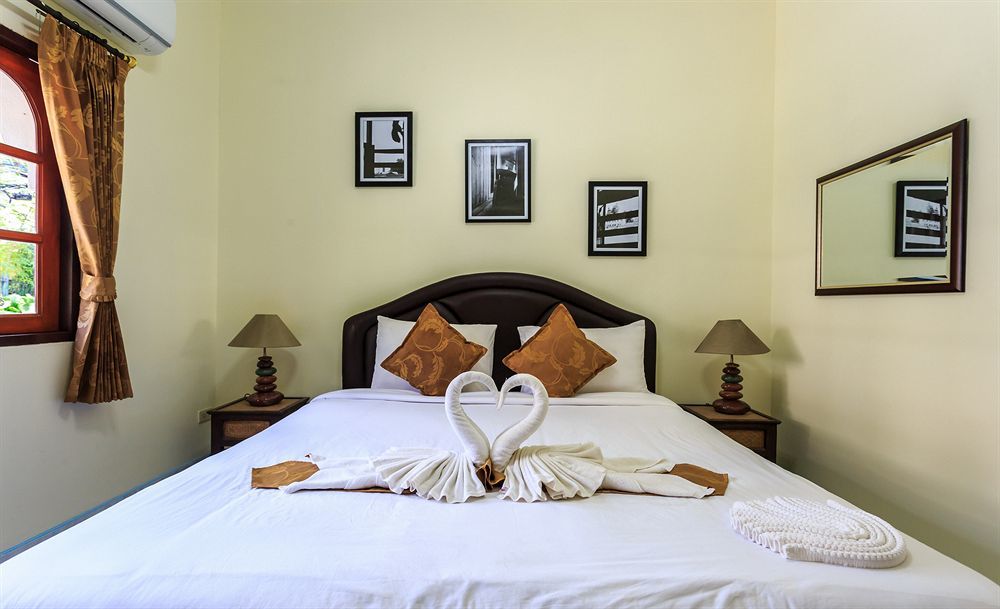 Eriksson Guesthouse Patong Kültér fotó