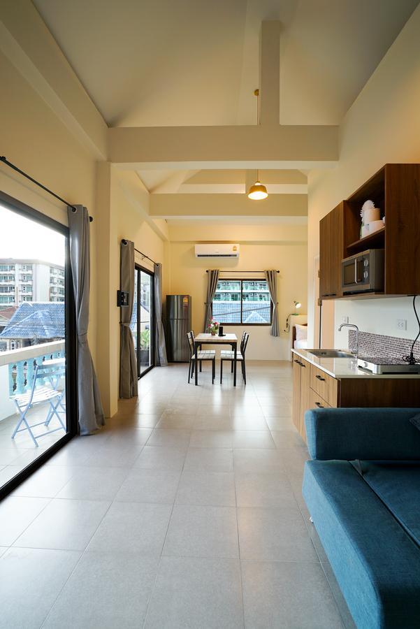 Eriksson Guesthouse Patong Szoba fotó
